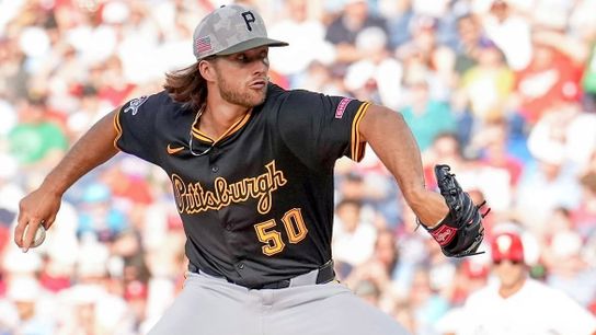 Mlodzinski chased, Reynolds ends slump in loss taken in Philadelphia. Photo by GETTY
